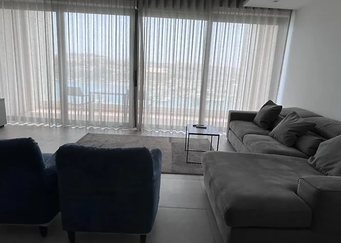 Amazing Sea View Apartment