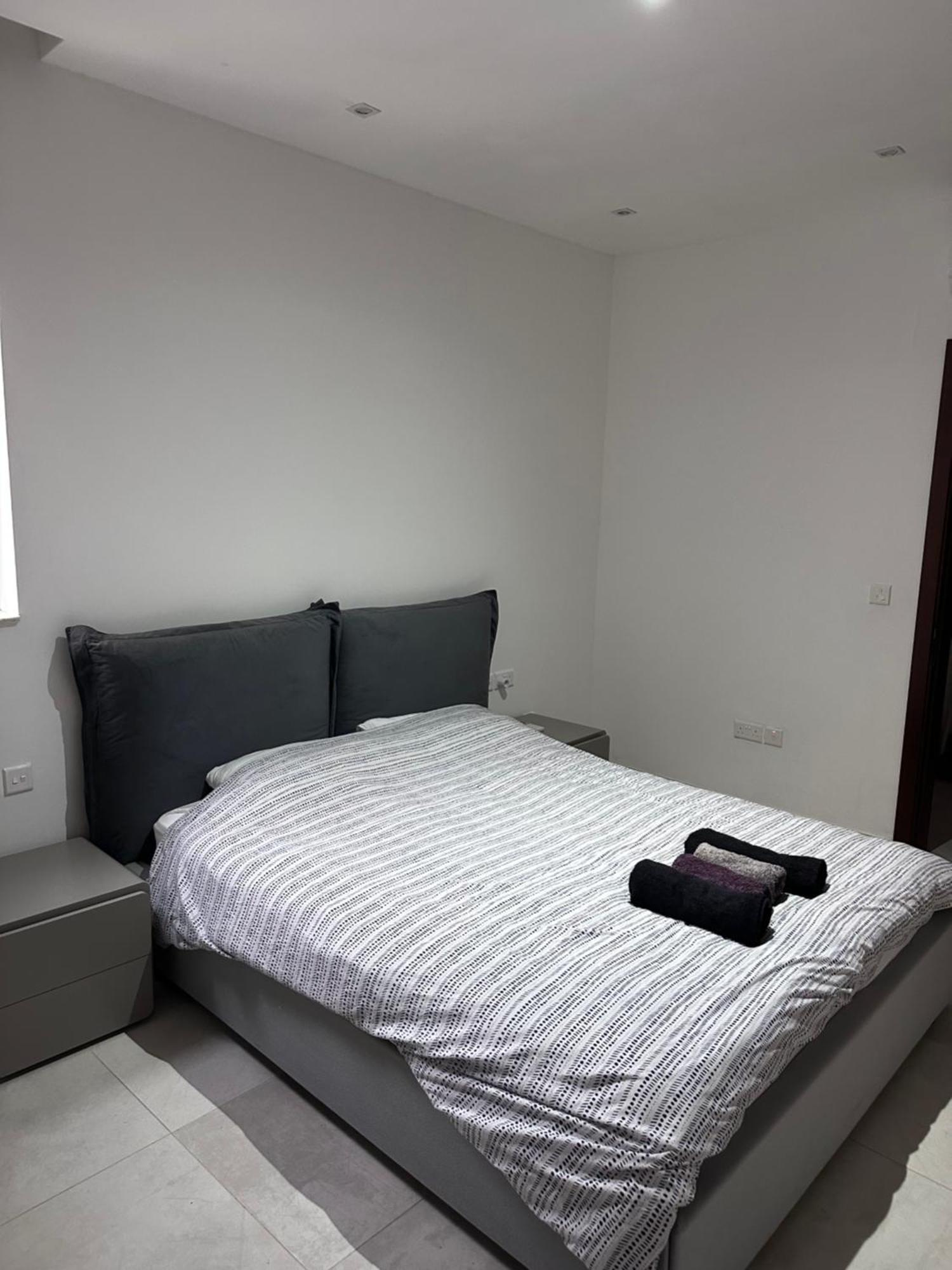 Amazing Sea View Apartment Sliema